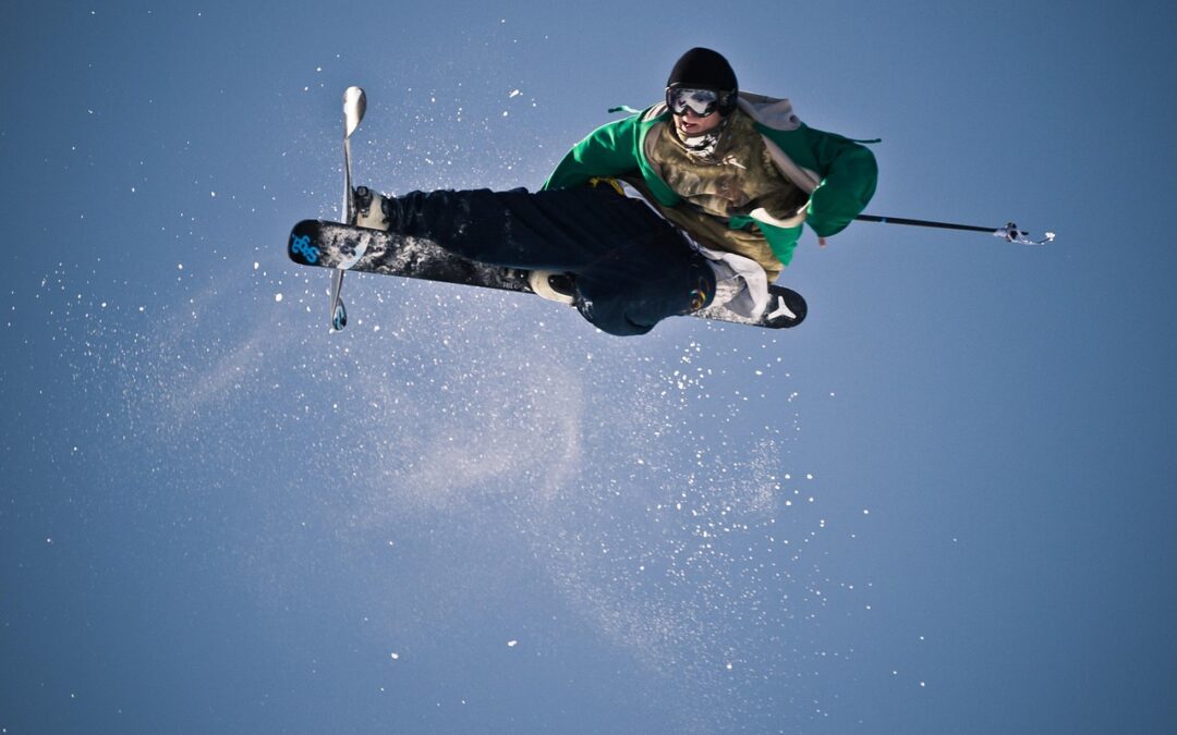 Snowcat Skiing Tours Steamboat Springs / Glide On Snow Like…
