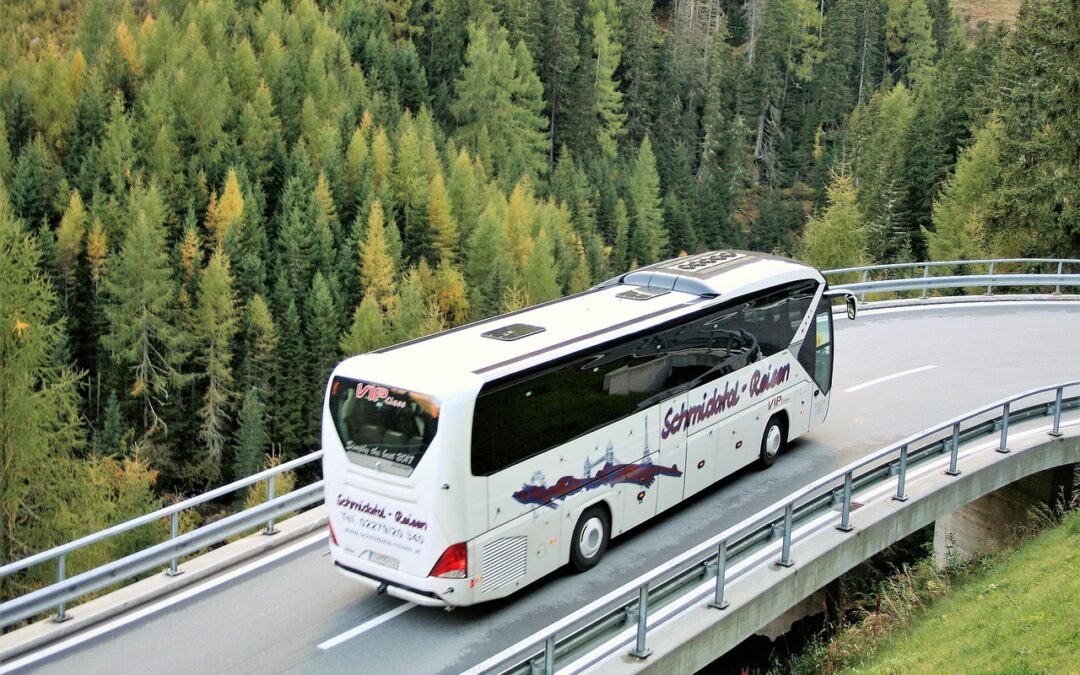 Snowcat Tours With A National Reputation – Riding The White…